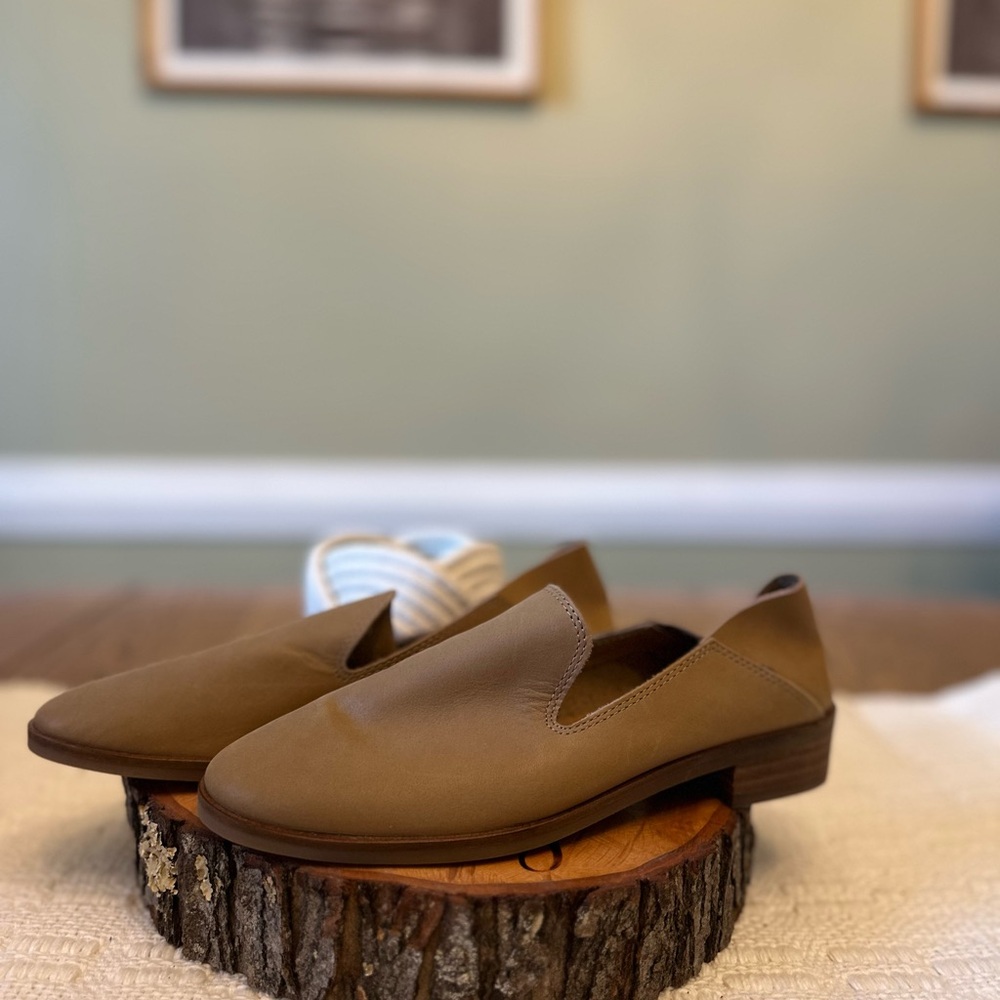 Women’s Tan Loafers